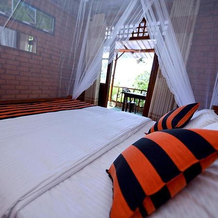 Apurvi Homestay Ella Exteriér fotografie
